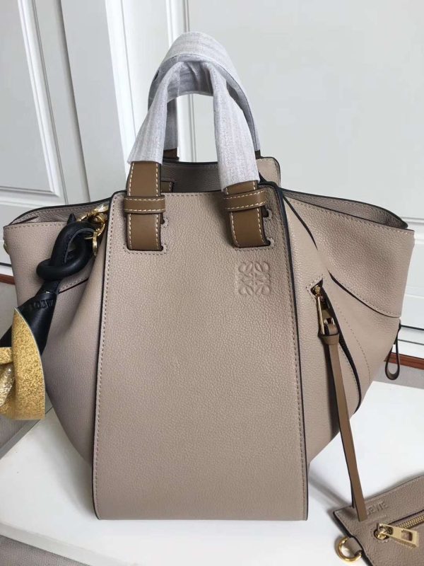 Loewe Hammock Shoulder Bag (Varied Colors) - Image 4