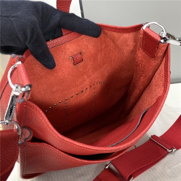 Hermes Evelyne PM Shoulder Bag 1189 Red Clemence Original leather - Image 4