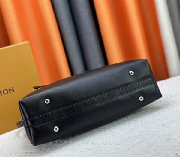 Louis Vuitton CarryAll Vibe MM In Black - Image 5